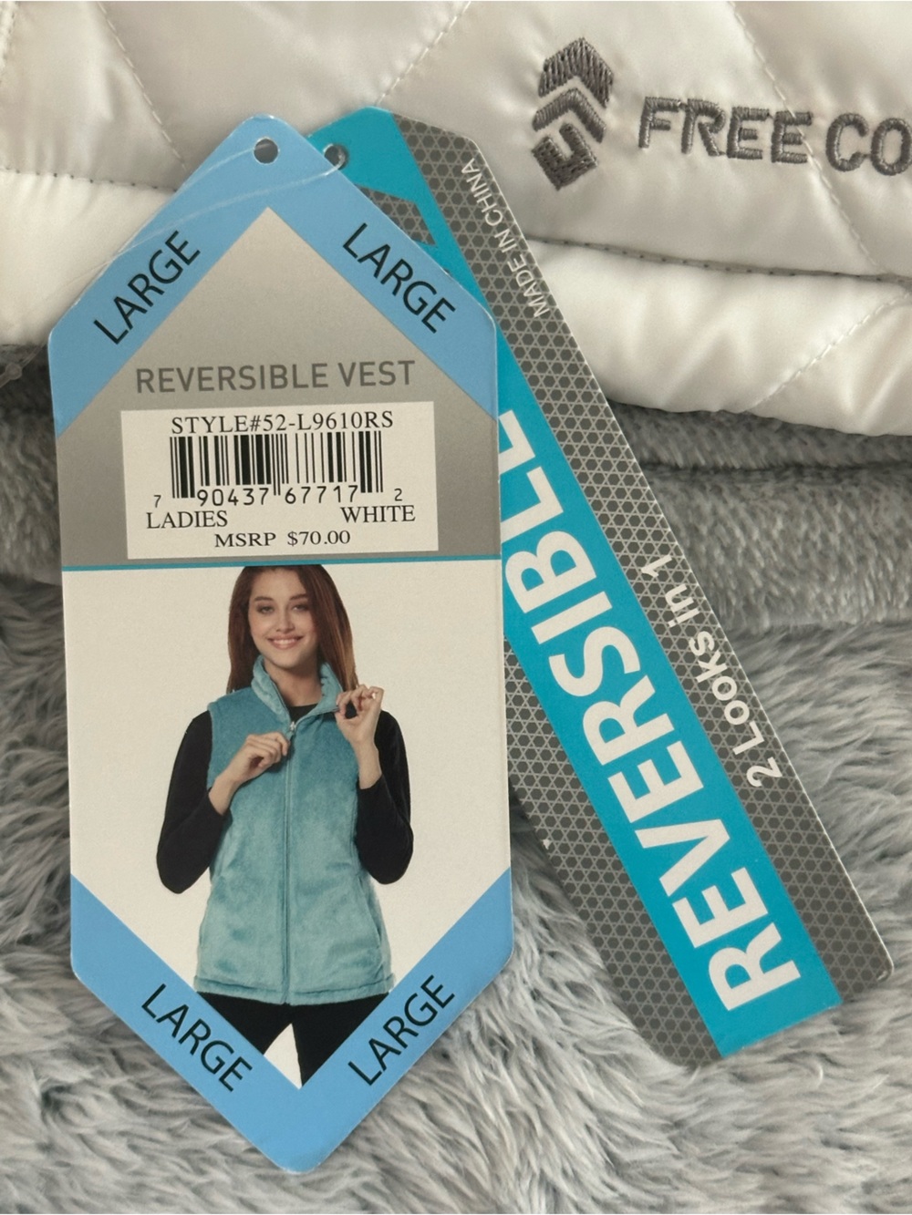 Free Country White & Grey Quilted Reversible Women's Vest - Picture 5 of 6
